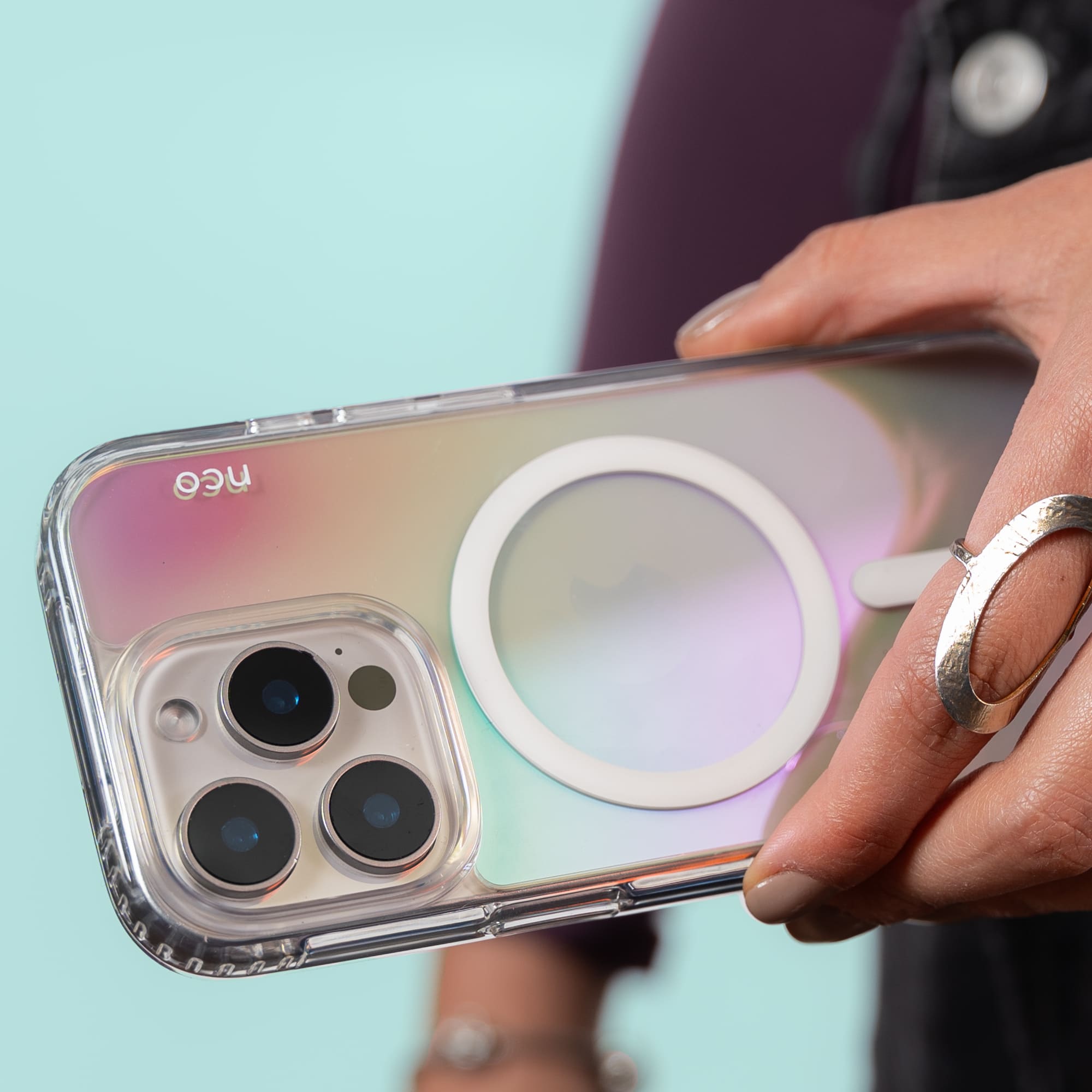 SafeCase Clear Rainbow con MagSafe para iPhone 16